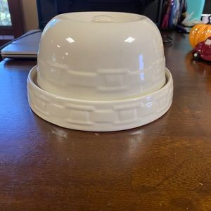 Longaberger Woven traditions cheese dish and lid
